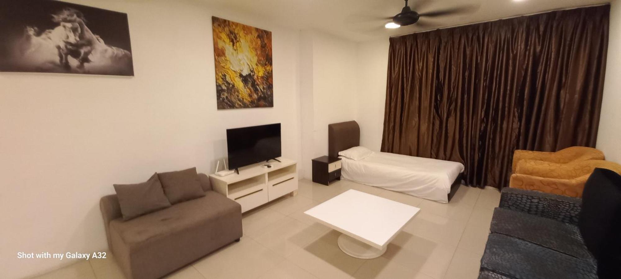 One Maxim Residence At Taragon Kuala Lumpur Exterior foto
