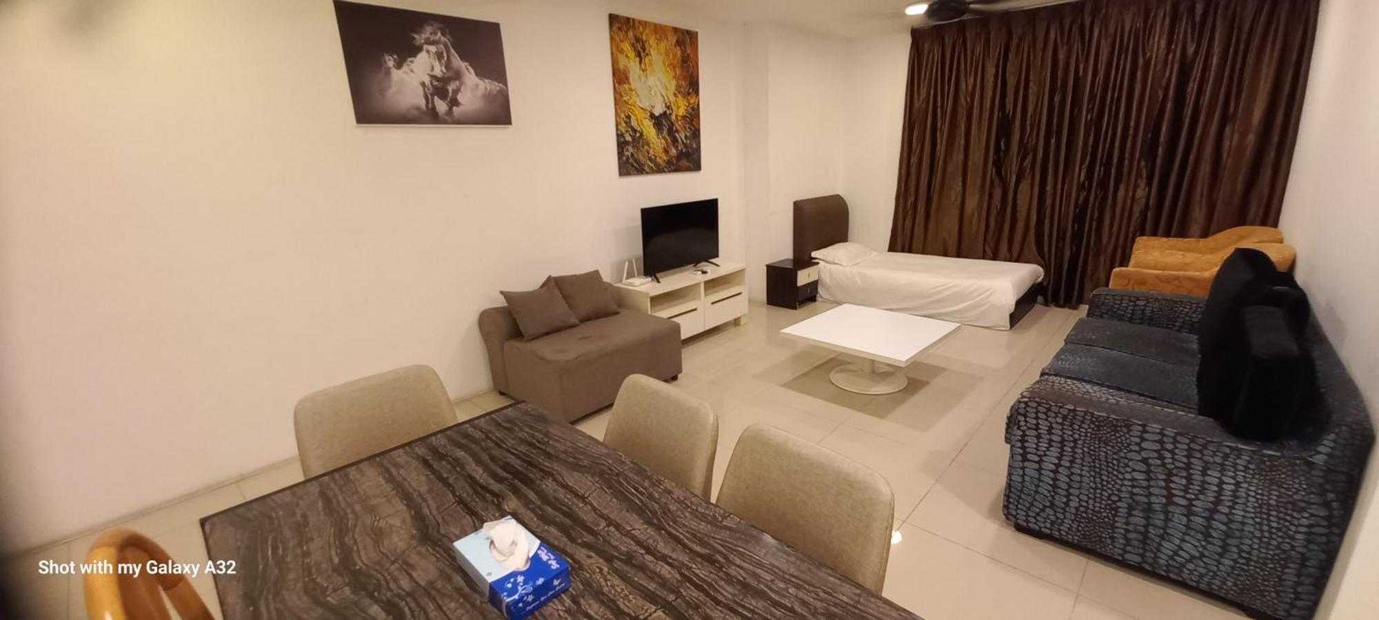 One Maxim Residence At Taragon Kuala Lumpur Exterior foto