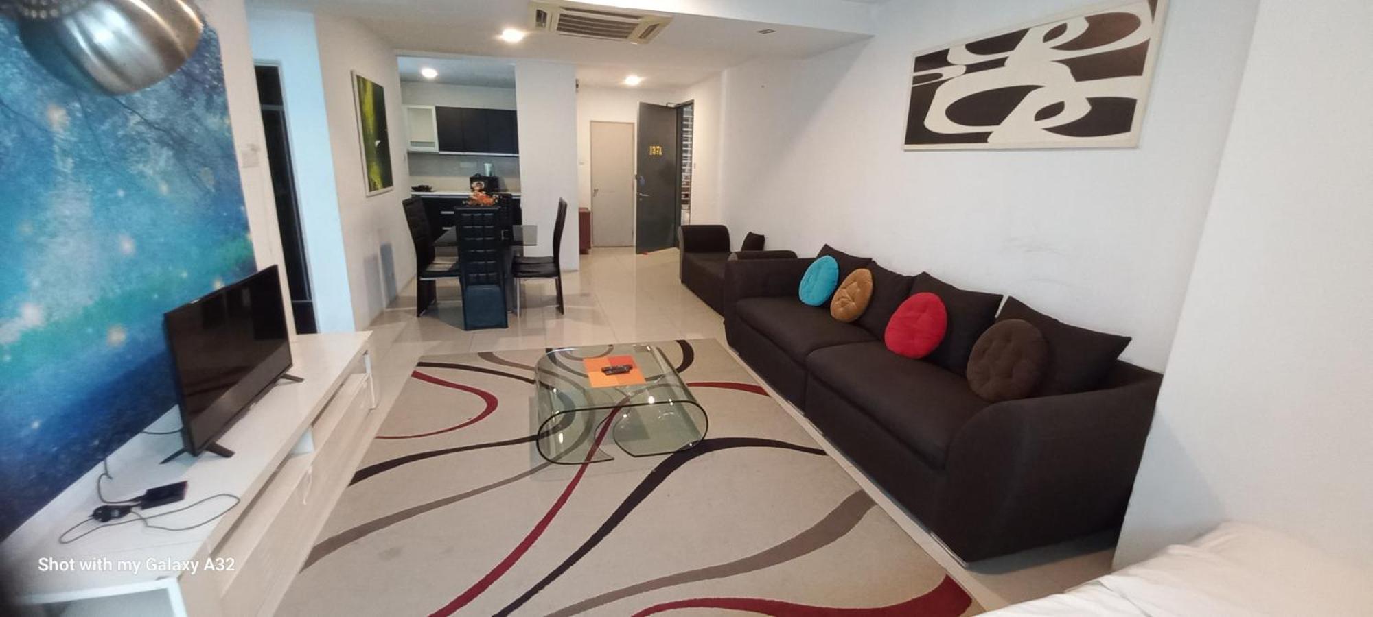 One Maxim Residence At Taragon Kuala Lumpur Exterior foto